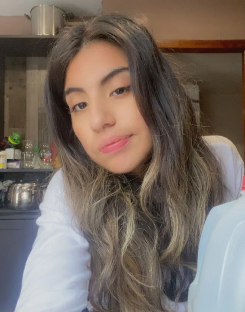 DSCC Youth Advisory Council Member Estrella